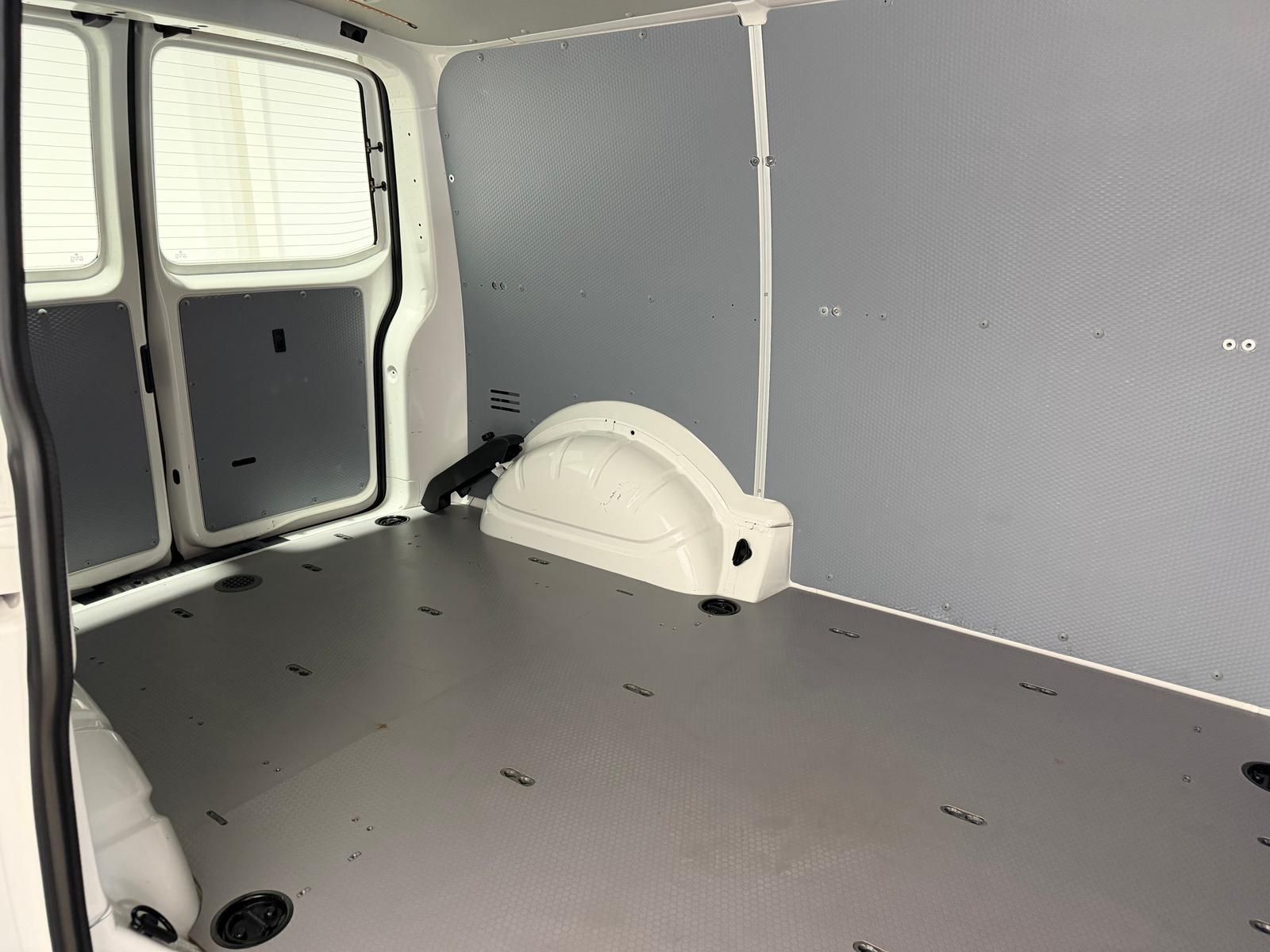 Volkswagen T6 Transporter - Bild 7
