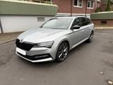 Skoda Superb Facelift 2.0 TSI DSG 4x4 SPORTLINE COMBI - Skoda Superb Gebrauchtwagen in Hamburg