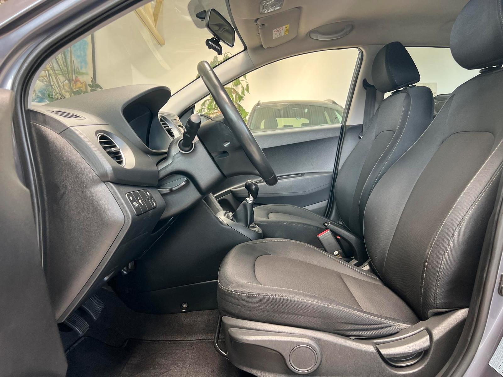 Hyundai i10 YES|SHZ|LHZ|KLIMA|Frischer Service|24M TÜV