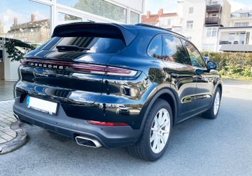 Porsche Cayenne - 5