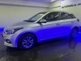 Hyundai i20 Select 54TKM 4SEASON TEMPO CAMERA SPUR ALU - Hyundai i20 Gebrauchtwagen in Düsseldorf
