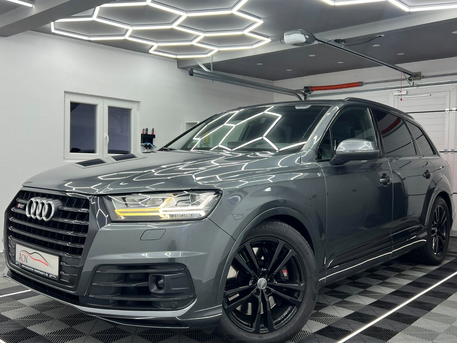 Fahrzeugabbildung Audi SQ7 4.0 TDI Quattro/MATRIX/HuD/ACC/AHK/AMBI+