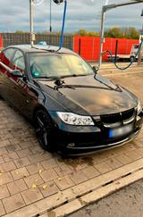 BMW  BMW 318i E90 CARPLAY+SHZG+S.DACH-6GANG+... - BMW 318: 318d E90