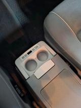 Volkswagen VW T 5 Facelift Multivan 2 Liter TDI - Volkswagen LT mit Diesel-Antrieb: Van, Schaltgetriebe