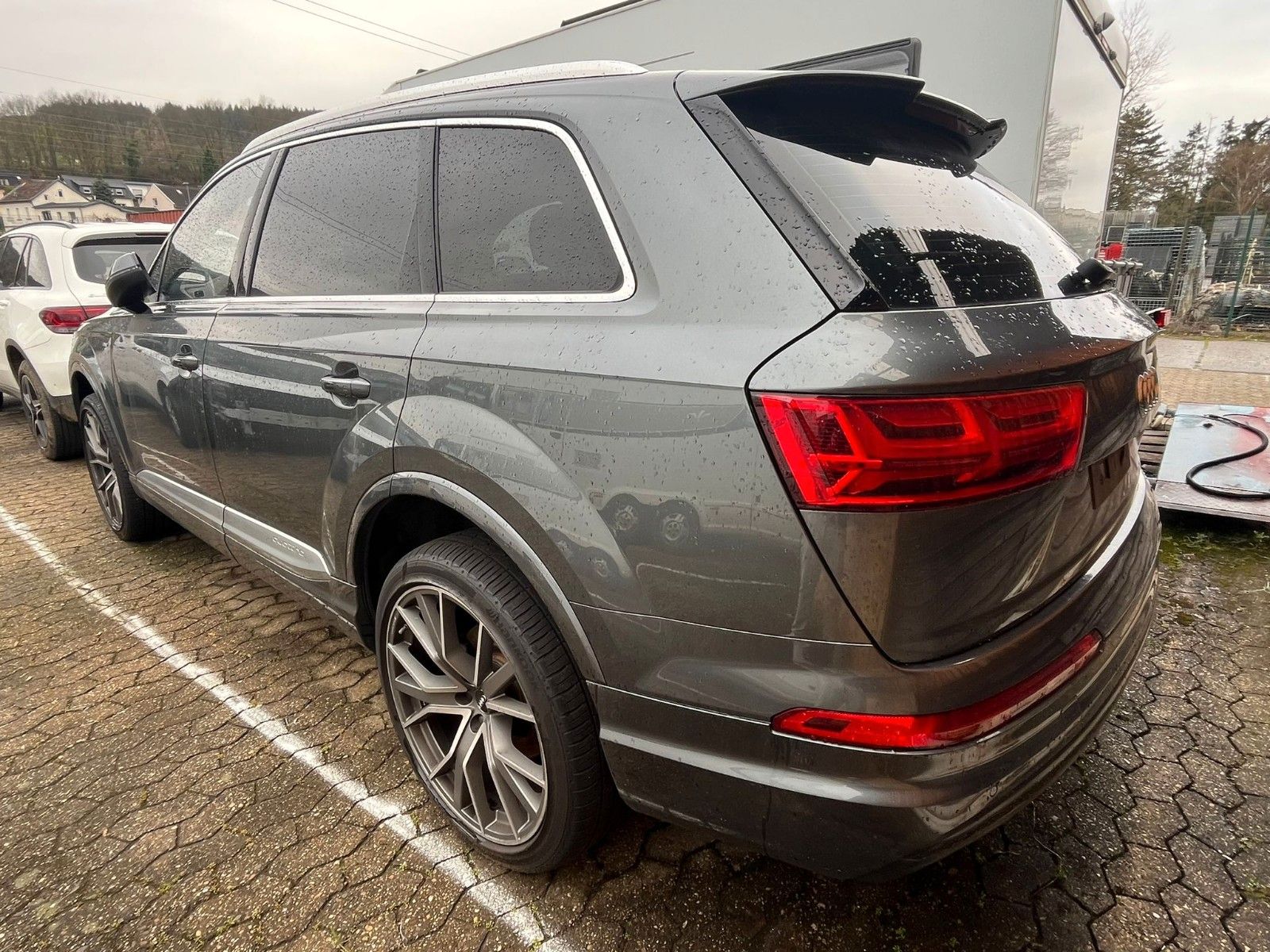 Fahrzeugabbildung Audi Q7 3.0 TDI quattro*Motorschaden*