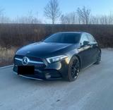 Mercedes-Benz A 250 AMG Line | Panorama Dach | 224 PS - mit Benzin-Antrieb: Schwarz, Limousine, Panorama Dach
