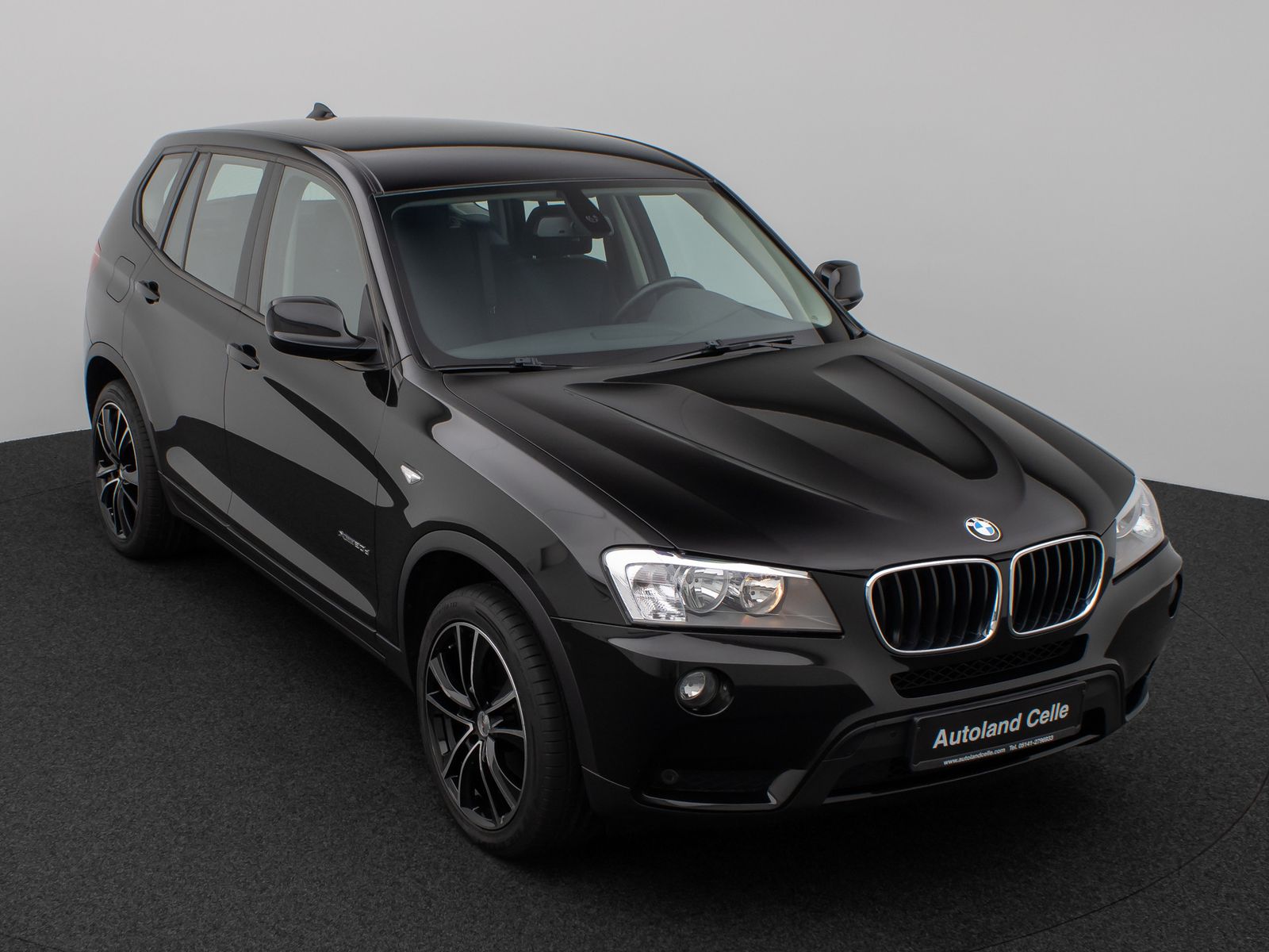 Fahrzeugabbildung BMW X3 xD20d Navi Sitzhzg PDC Tempomat 8Fach