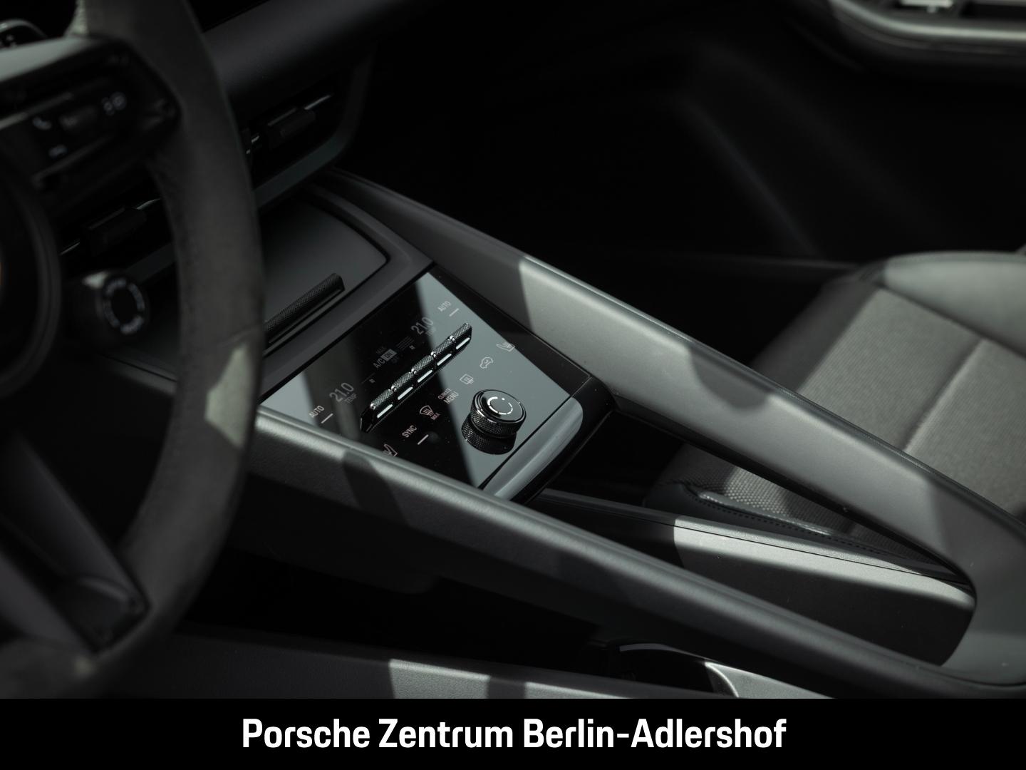 Porsche Macan 4 Surround-View Luftfederung PASM 1.Hand