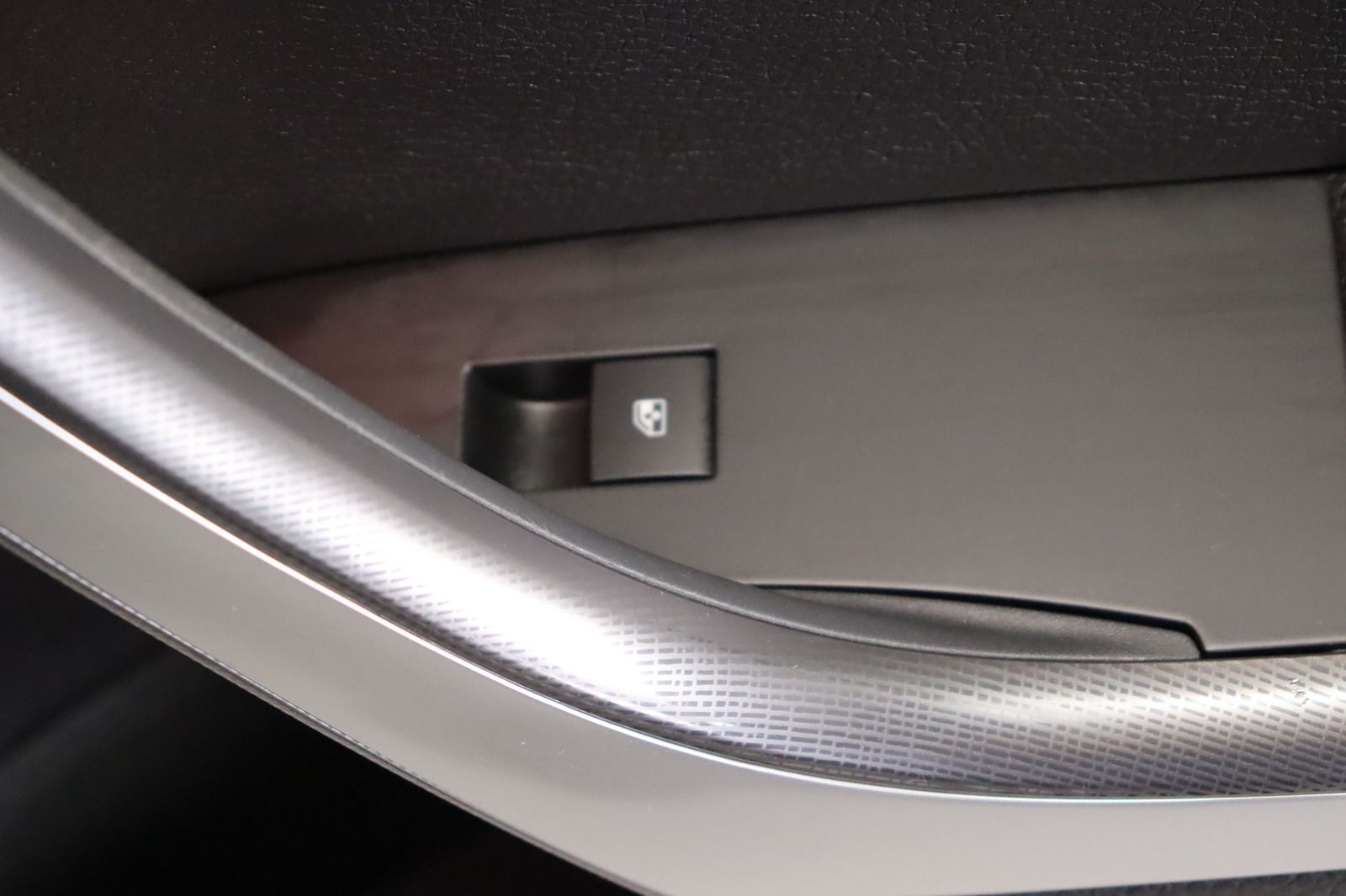 Fahrzeugabbildung Opel Astra J 1.6 Turbo Innovation * 1. Hd. * wenig Km