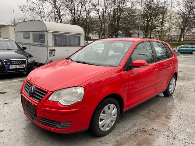 Volkswagen Polo 1.2 Klima Tüv bis 11.26 tel 01708044052