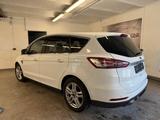 Ford S-Max 2,0 EcoBoost Titanium Aut SH 7Si. Navi - Ford S-Max: Weiß