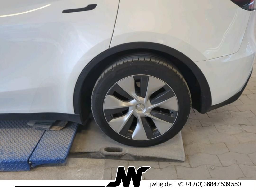 Tesla Model Y RWD Autopilot3 Pano Wärmepumpe 4xShz ACC foto 5