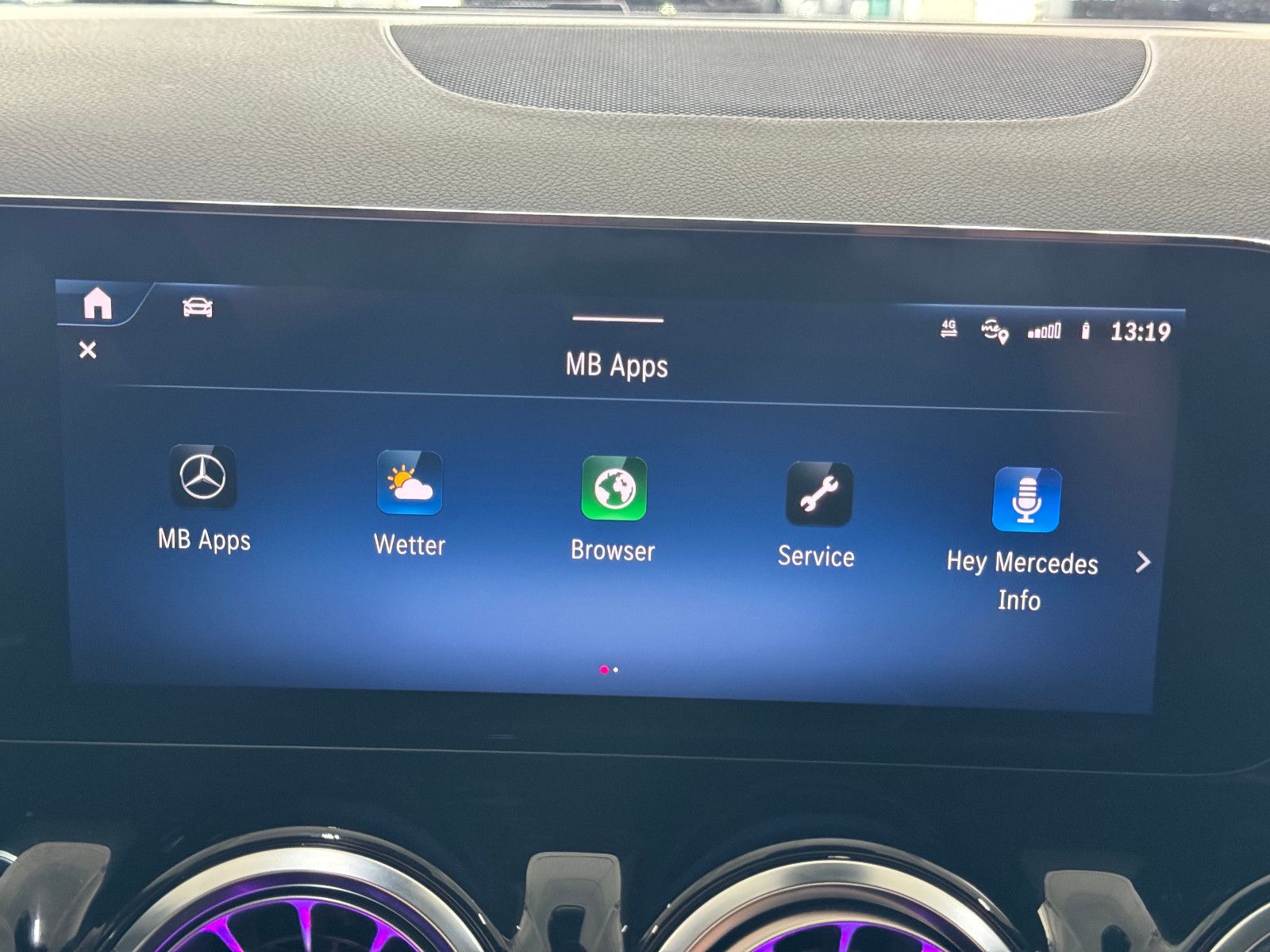 Fahrzeugabbildung Mercedes-Benz GLA 200 d 8GT AMG LINE PLUS MBUX DISTRONIC 19ALU