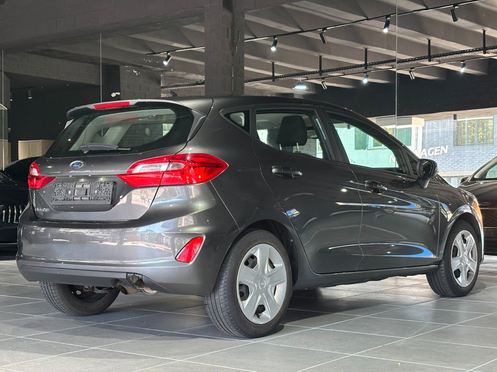 Fahrzeugabbildung Ford Fiesta Cool & Connect /Easy-Driver-Paket/TÜV NEU