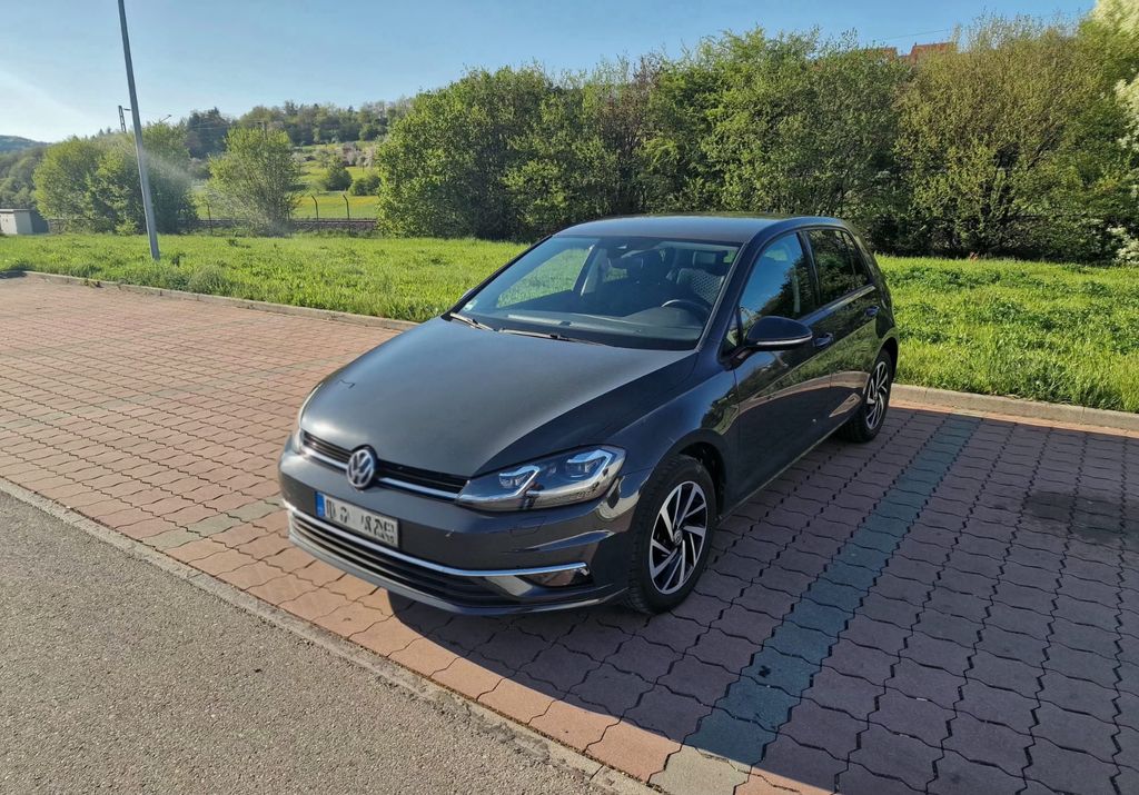 Image of Volkswagen Golf