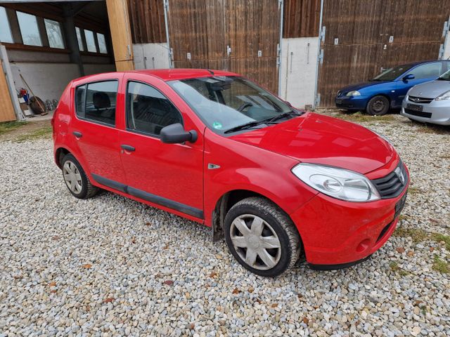 Dacia Sandero*1.4*LPG und Benzin*Tüv Neu *Servo*