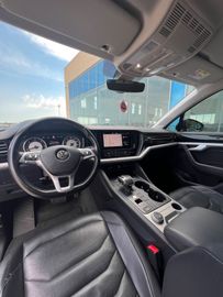 Volkswagen Touareg - 5