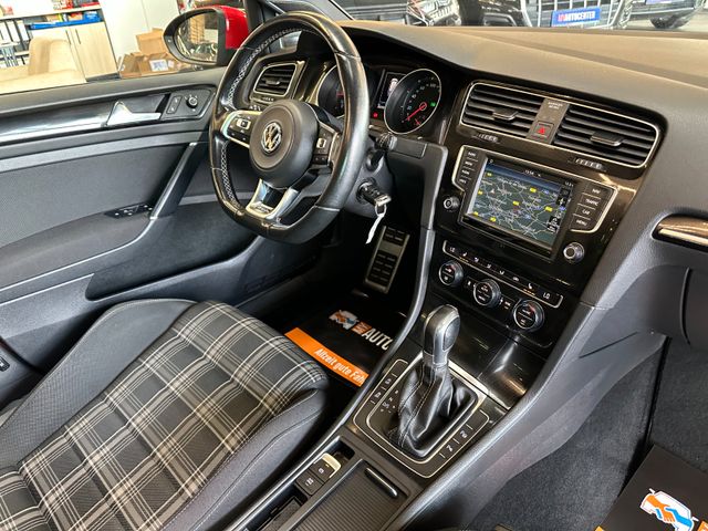 Volkswagen Golf *1.HAND*PANO*STHZ*AHK*ACC*NAV*2-ZONEN*