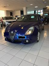 Alfa Romeo Giulietta 1.6 JTDm-2 105 CV - blaue Alfa Romeo Giulietta
