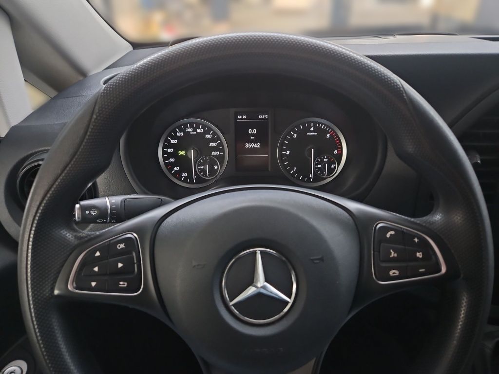 Fahrzeugabbildung Mercedes-Benz Vito 116 Kasten kompakt 2 Sitze AHK PTS Flügelt.