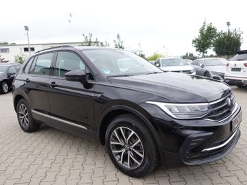 Volkswagen Tiguan - 3