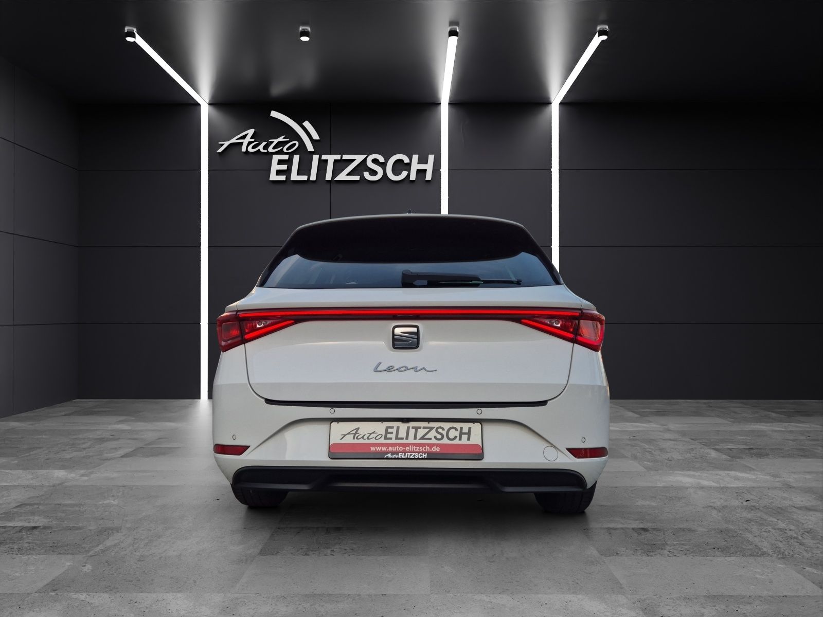 Fahrzeugabbildung SEAT Leon ST TDI Style DSG LED Navi AID ACC RFK beats