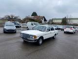 Mercedes-Benz 300 D/ TÜV Neu/ KD Neu/ Automatik - Mercedes-Benz 300 mit Diesel-Antrieb: Limousine