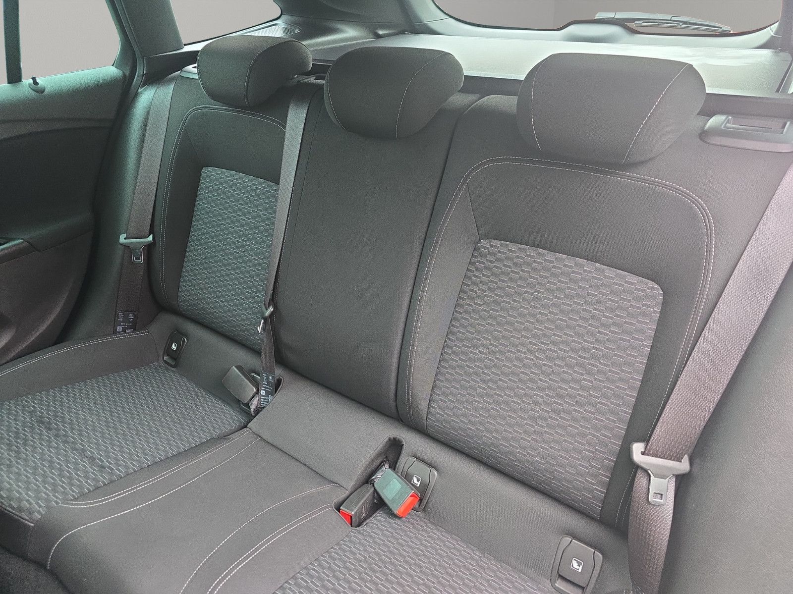 Fahrzeugabbildung Opel Astra K Sports Tourer Business/Lenkradheizung/