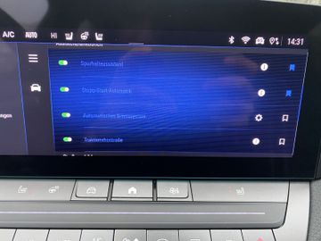 Bild 18 Opel Astra GS NAVI/SHZ+LHZ/PDC vo+hi+360Cam