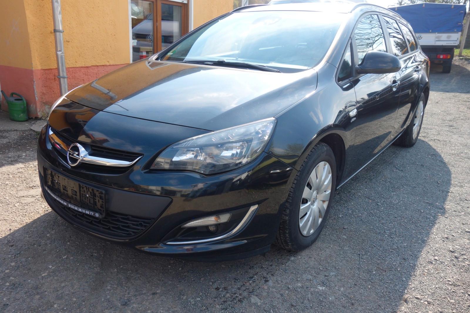 Opel Astra J Sports Tourer Active