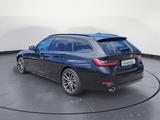 BMW 320d Touring Navi Head Up Rückfahrkamera AHK Spo - BMW 320 Jahreswagen: Kombi, 320d