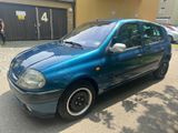 Renault Clio 2 1.4 benzin Tuv neu - Renault Clio aus 1999: 1.2