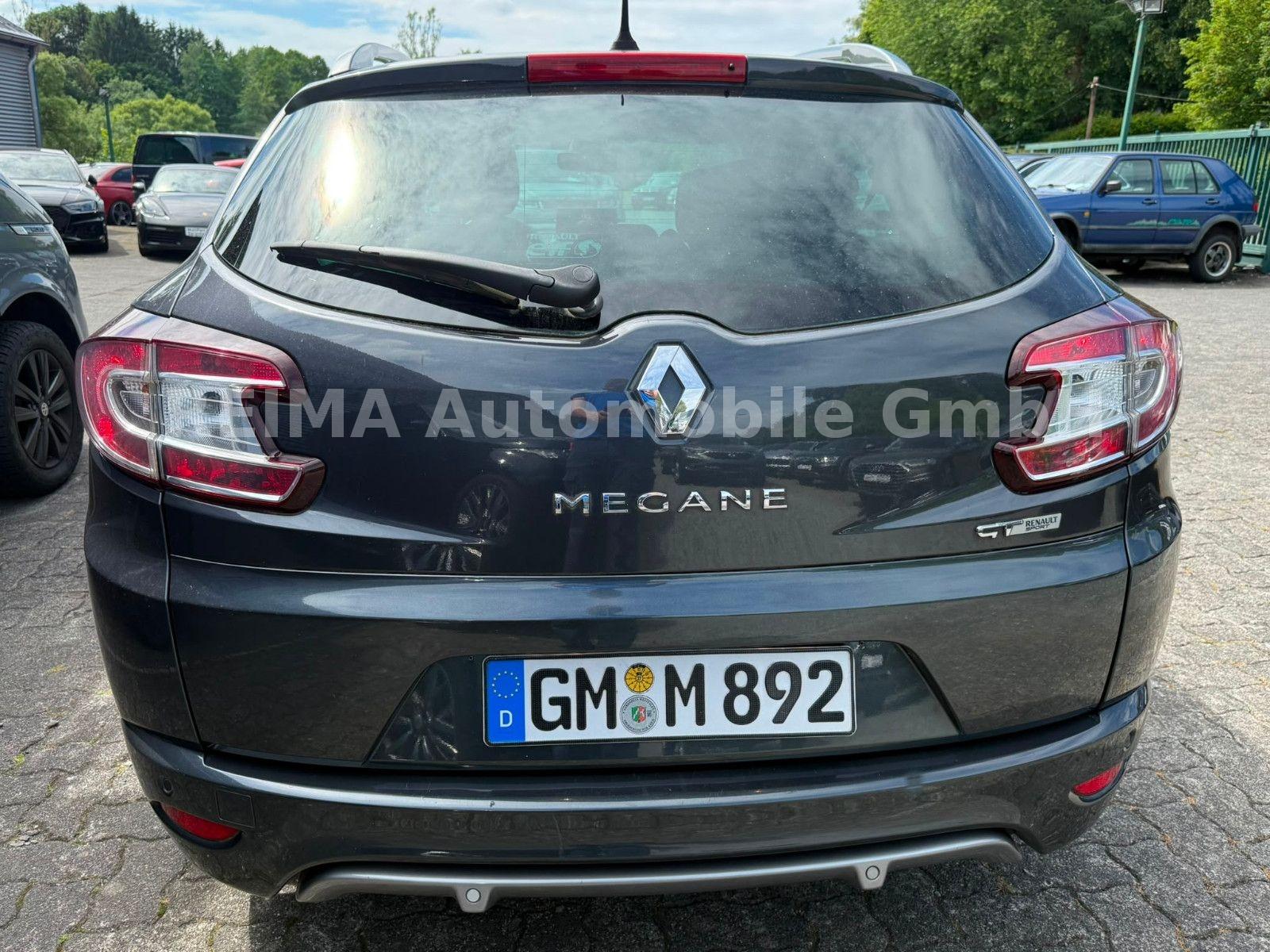 Renault Megane III Grandtour GT 2,0i, Navi