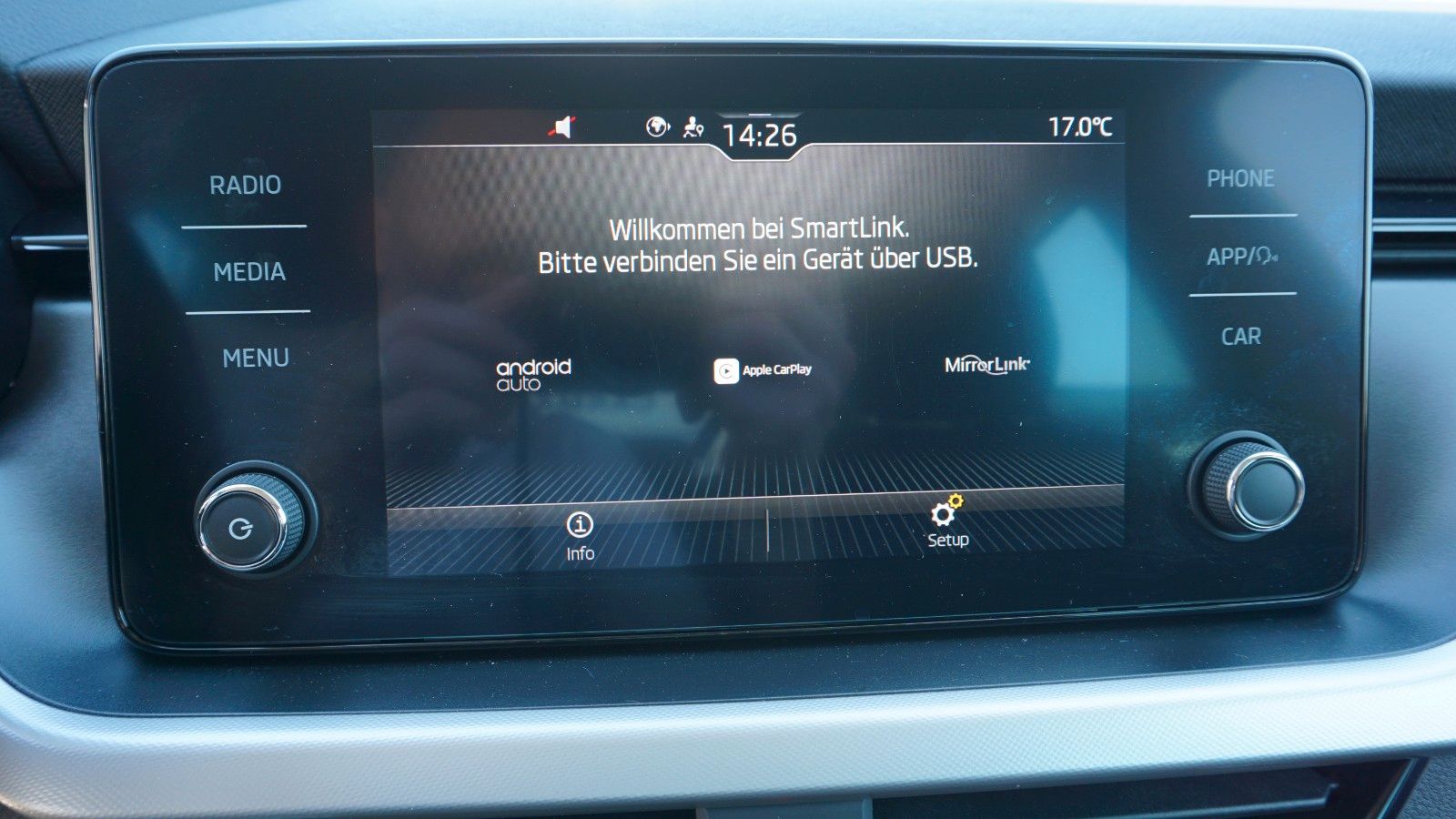 Fahrzeugabbildung SKODA Scala Ambition, Kamera, Navi, CarPlay, AHK