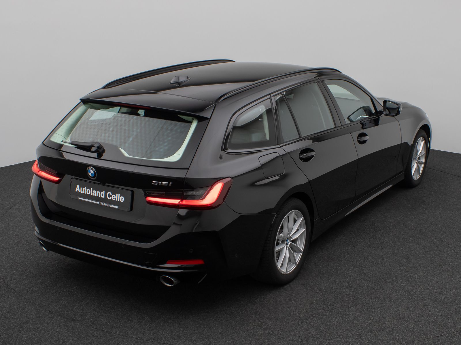 Fahrzeugabbildung BMW 318i Kamera DAB Sportlenkrad CockPit+ Alarm LED