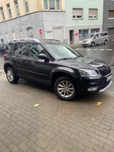 Skoda Yeti 2.0 TDI Green tech Ambition Outdoor Amb... - Skoda Yeti in Düsseldorf
