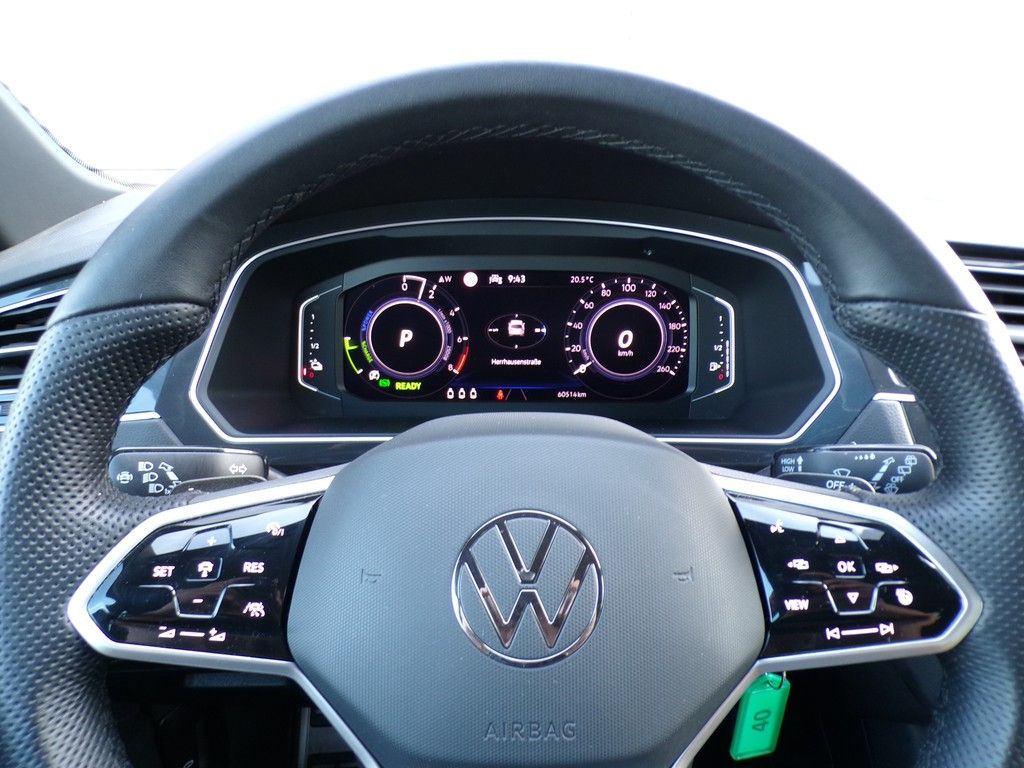 Fahrzeugabbildung Volkswagen Tiguan R-Line 1.4 TSI eHybrid DSG *R-Line*Navi