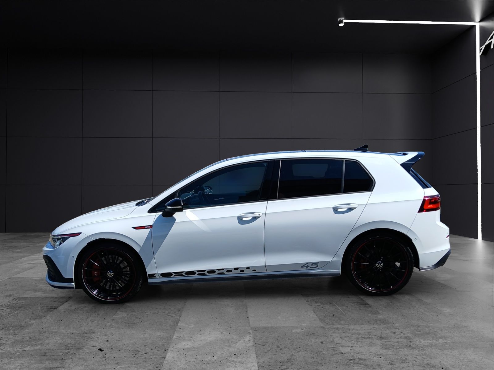 Fahrzeugabbildung Volkswagen Golf VIII GTI Clubsport Matrix Navi Leder Pano A