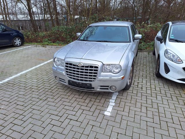 Chrysler 300C 5.7 V8 HEMI