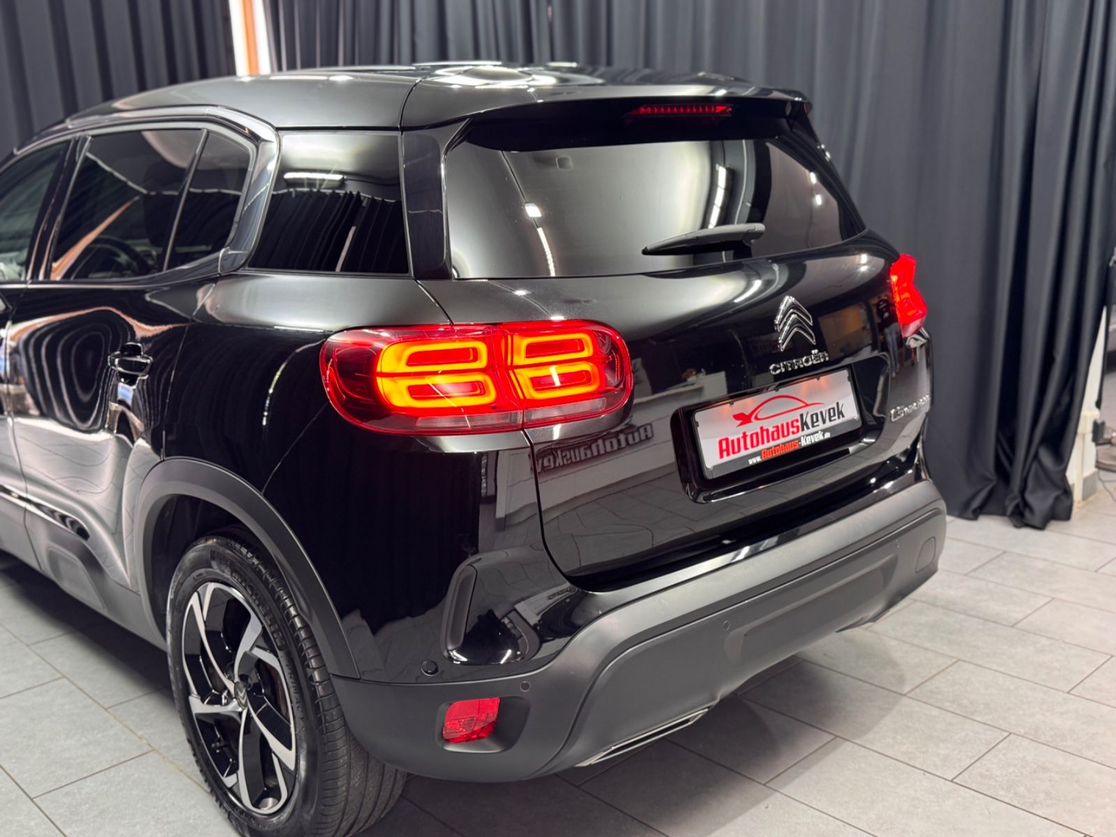 Fahrzeugabbildung Citroën C5 Aircross Feel|AUTOMATIK|KAMERA|PDC|1.HAND