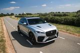 Jaguar F-Pace P550 SVR AWD - silberne Jaguar F-Pace