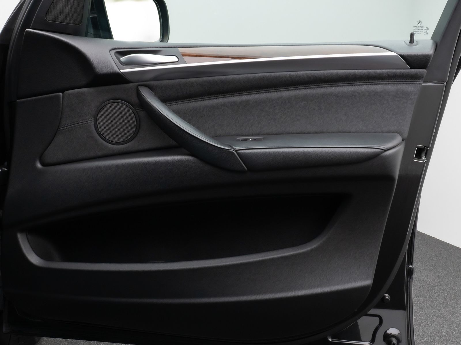 Fahrzeugabbildung BMW X5 xD40d Sport Panorama Kamera HUD HiFi SoftCL