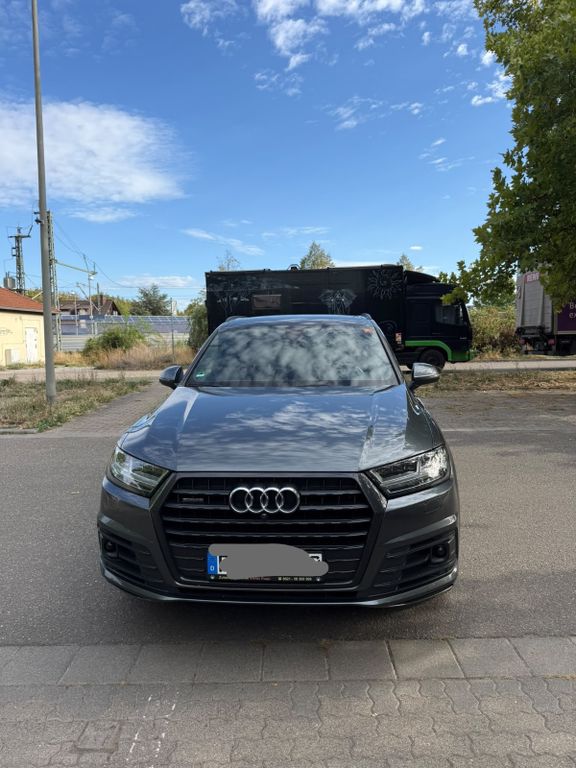 Image of Audi Q7