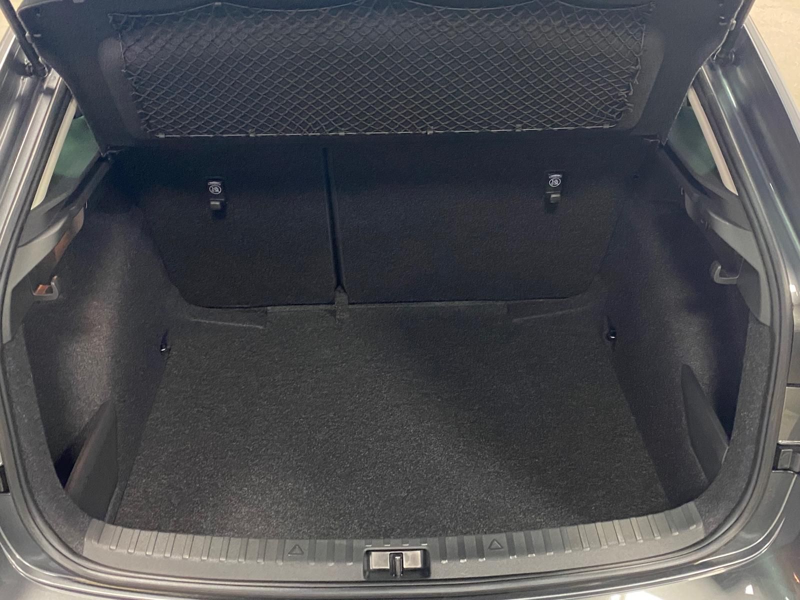 Fahrzeugabbildung SKODA Scala 1.0 TSI Selection APP+KLIMA+RFK+SITZHEIZ++