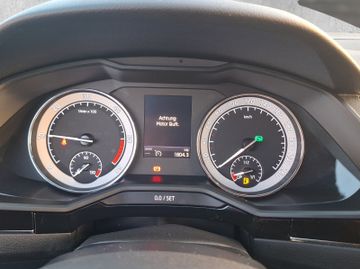 Skoda Superb Combi 2.0 TDI L&K AHK+KeyLess+LED+Navi