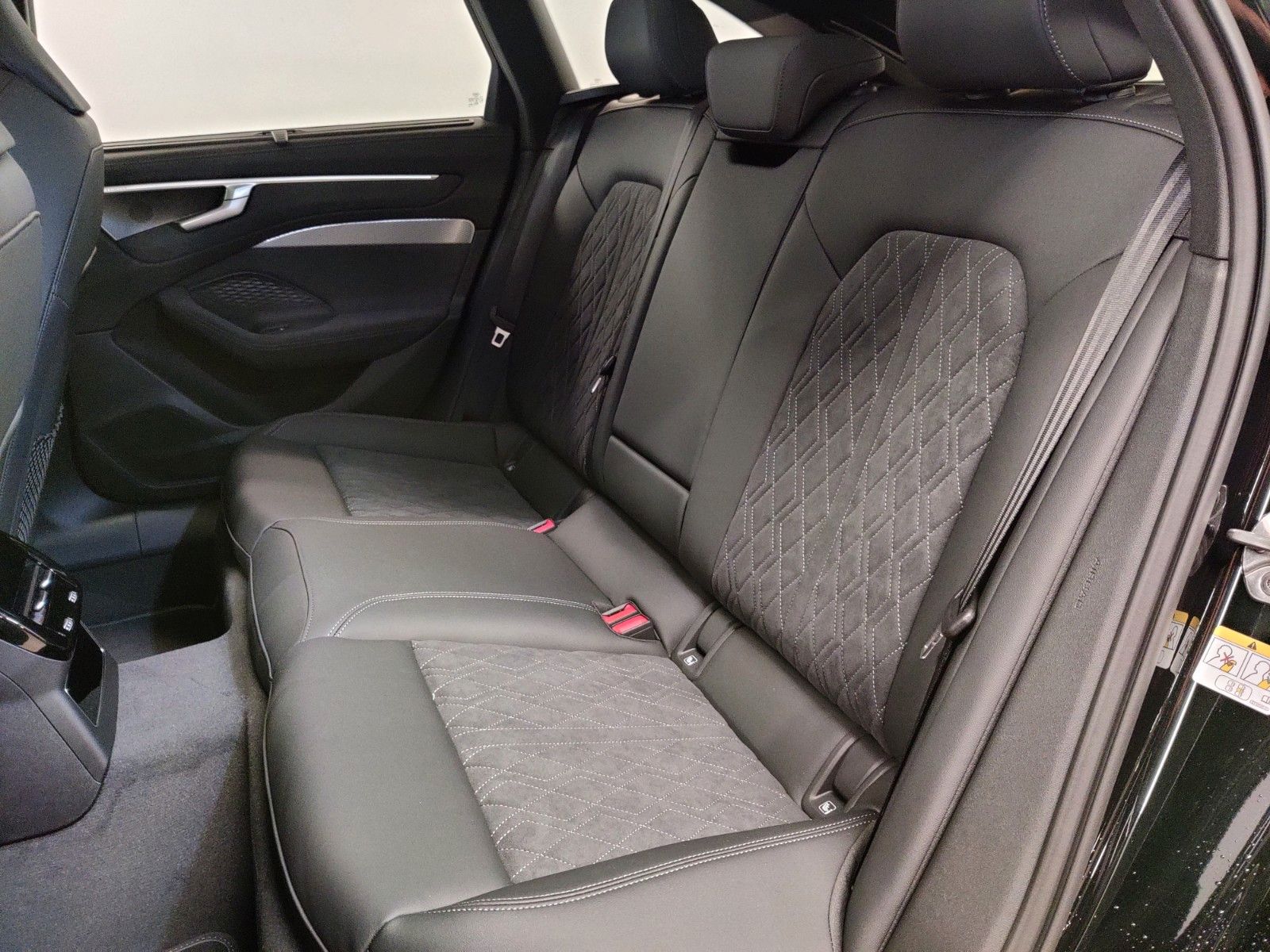 Audi A6 - Bild 14