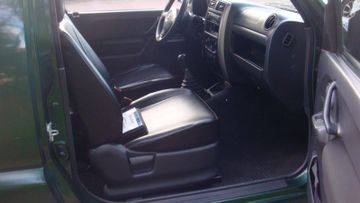 Suzuki Jimny - 12