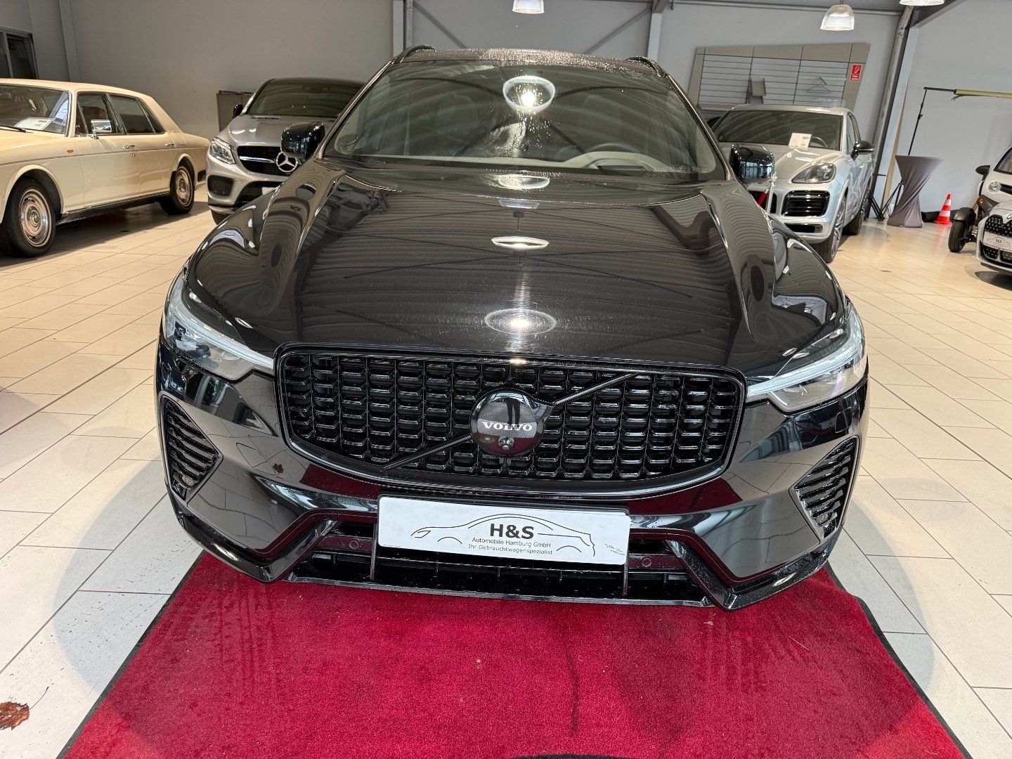 Volvo XC60 Ultra Black Edition AWD*Panorama*AHK imagem 2