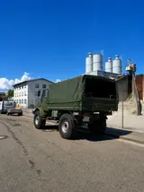 Unimog U1300L / U435 Pritsche mit Kran & H-Kennzeichen - Unimog grün