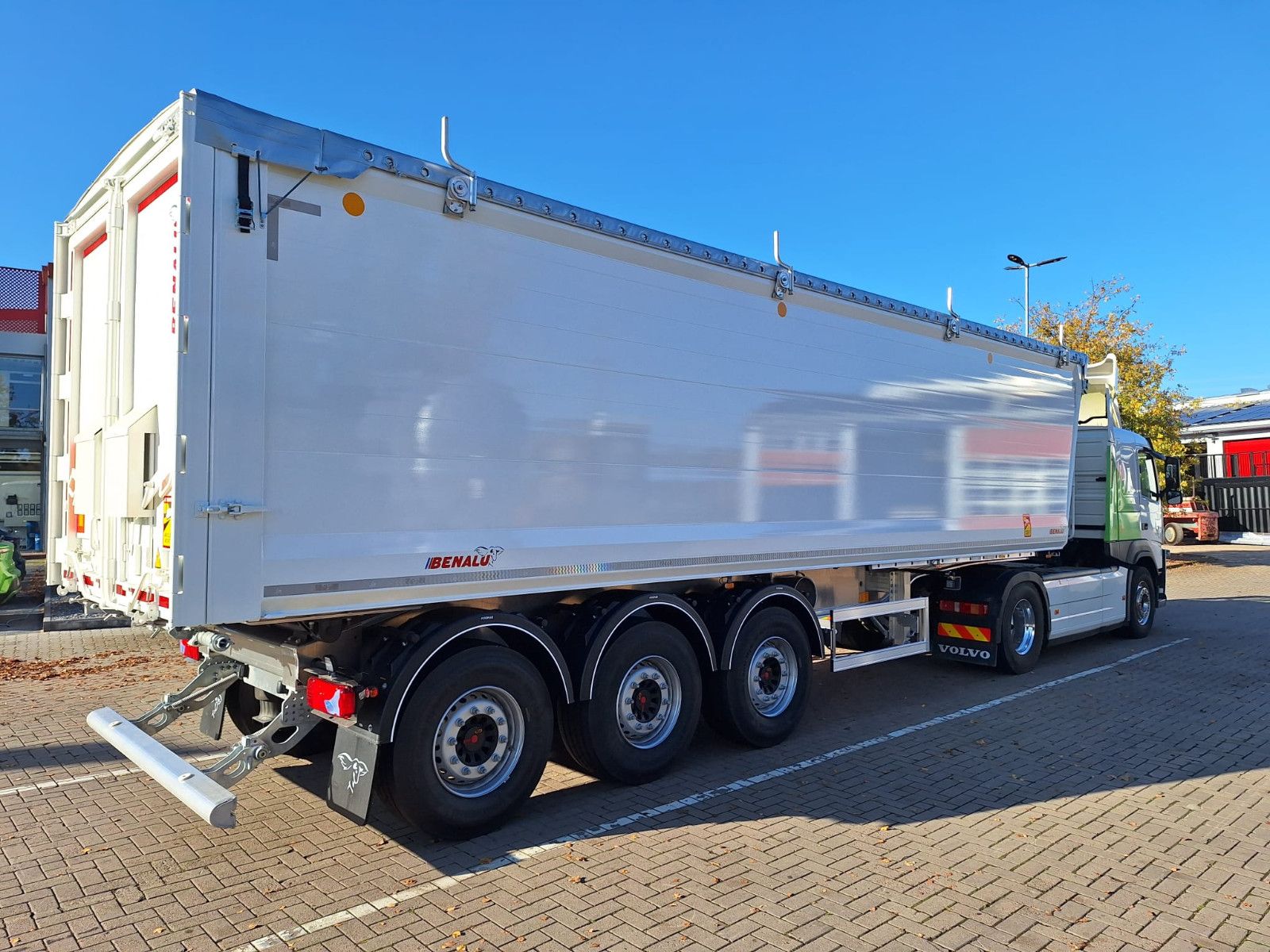 Fahrzeugabbildung Benalu BULKLINER S 50m³  kurzfristig lieferbar
